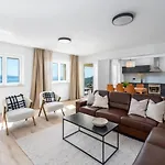 Atopos With Heated Private Pool, 5 Bedrooms, Cinema Room, Panoramic Sea Views *