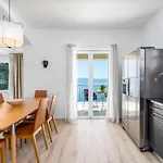 Atopos With Heated Private Pool, 5 Bedrooms, Cinema Room, Panoramic Sea Views 奥米什