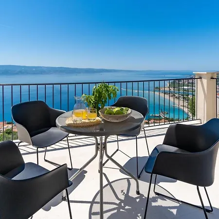 New! Atopos With Heated Private Pool, 5 Bedrooms, Cinema Room, Panoramic Sea Views Vila Omiš