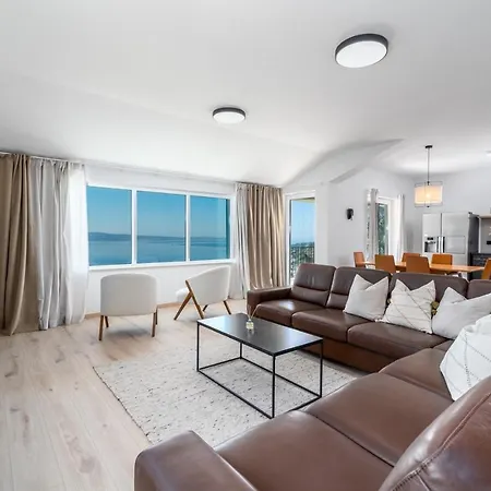 Vila New! Atopos With Heated Private Pool, 5 Bedrooms, Cinema Room, Panoramic Sea Views