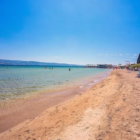 New! Atopos With Heated Private Pool, 5 Bedrooms, Cinema Room, Panoramic Sea Views Vila